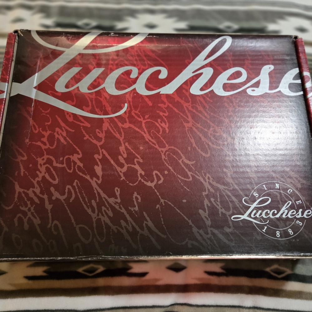 Lucchese Hypnotic sqare toe in black and bone - Picture 5 of 13